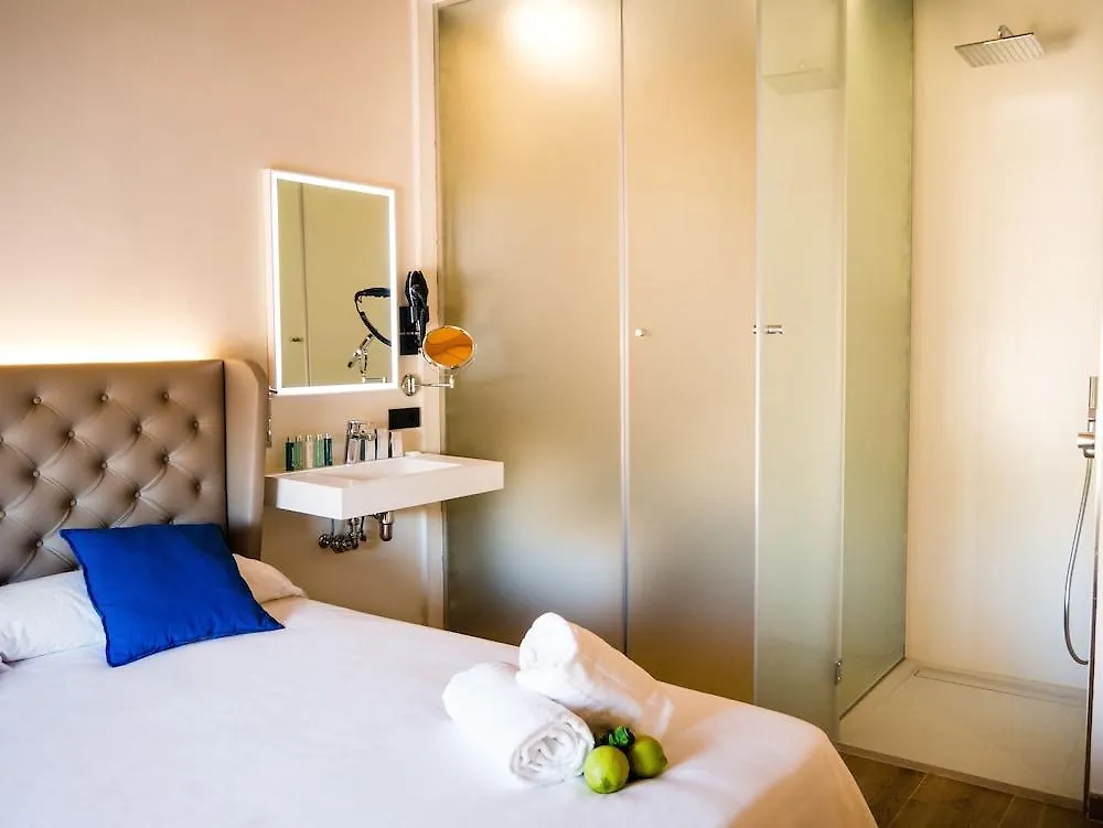 Ti Central Maria Maria De La Salut Hotel